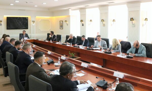 Për çfarë u dakorduan përfaqësuesit e partive politike sot në mbledhje te Konjufca