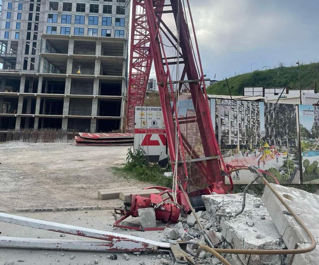 Vinçi rrëzohet në Prishtinë – Komuna reagon: Fatmirësisht nuk ka të lënduar, por vetëm dëme materiale