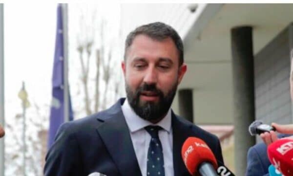 Bashkëpunëtorët e Kurtit nga pakicat s’kanë votë për opozitën