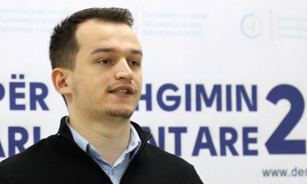 Cakolli i përgjigjet Deharit: Si mund të quhet “zgjidhje” një procedurë që ka dështuar 34 herë radhazi
