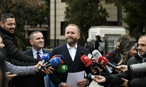 Tahiri: Dy Qeveritë e Kurtit kanë shkelur Kushtetutën 11 herë në 5 vite
