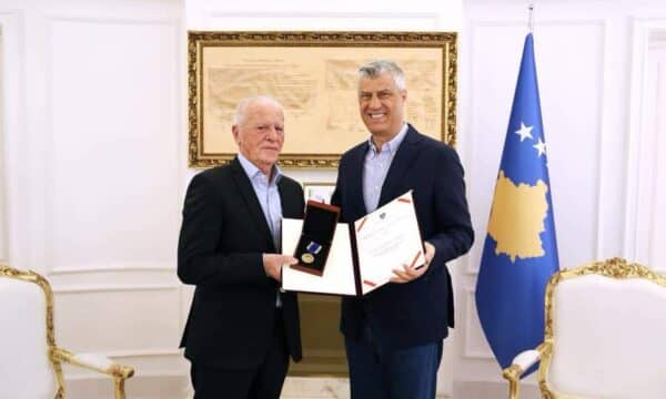 Vdes veprimtari Nuredin Gubetini, ishte dekoruar nga Thaçi me “Urdhërin e Lirisë”