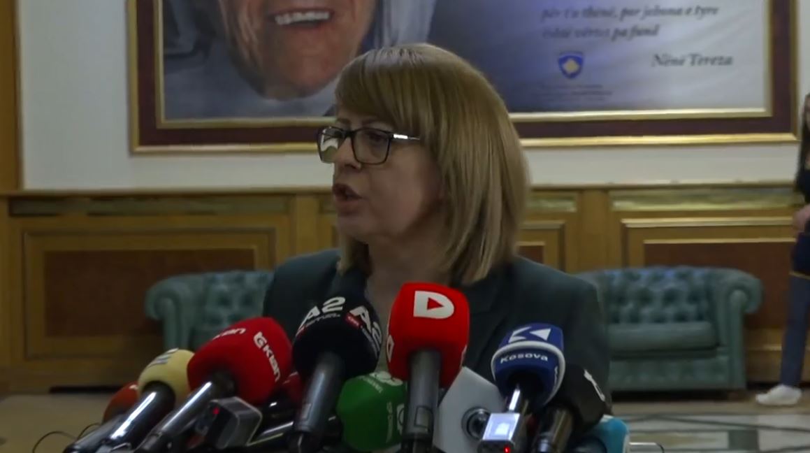 Bajrami: S’kemi votë për Albulena Haxhiun, as askënd tjetër – çmenduri të presësh rezultat ndryshe me veprimin e njëjtë