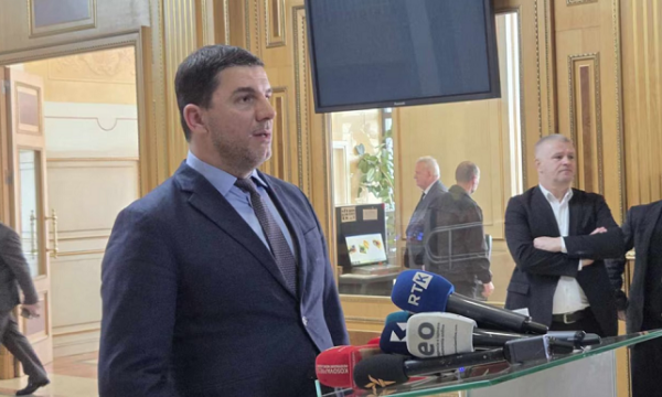 Krasniqi: Procesi ishte bllokuar sepse po shihet se VV-ja s’i ka numrat