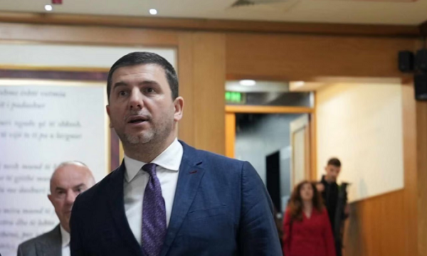 Memli Krasniqi tregon propozimin e ri të LVV-së: Është e papranueshme, po tentohet të shkelet rregullorja