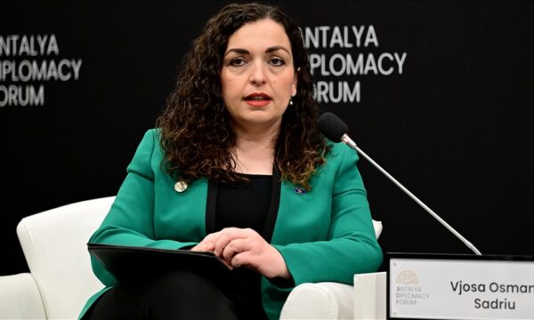 Osmani: Partnerët pyesin a do të zgjidhet qeveria e re para votimit në KiE në maj, Kosova ka nevojë për një ekzekutiv që e respekton Kushtetutën