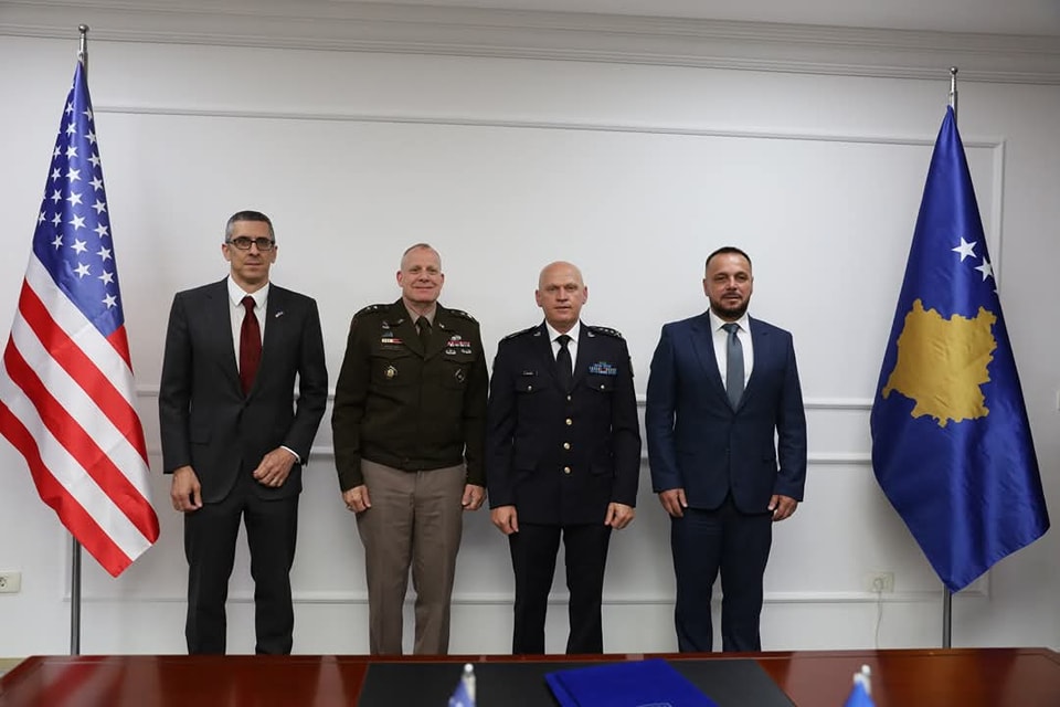 FSK dhe Komanda Evropiane e Ushtrisë Amerikane nënshkruajnë marrëveshje bashkëpunimi