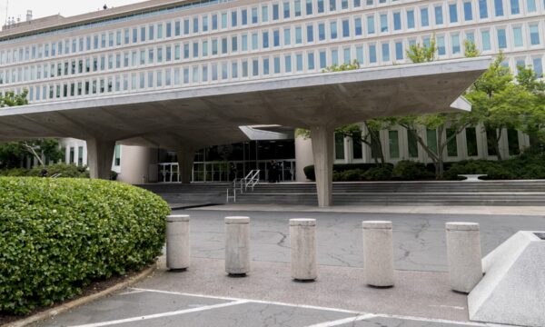 Incident me të shtëna para selisë së CIA-s, një person i arrestuar