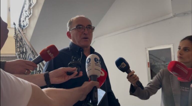 Përfundon mbledhja e PDK-së, Shaqiri: Janë duke u harmonizuar opinionet