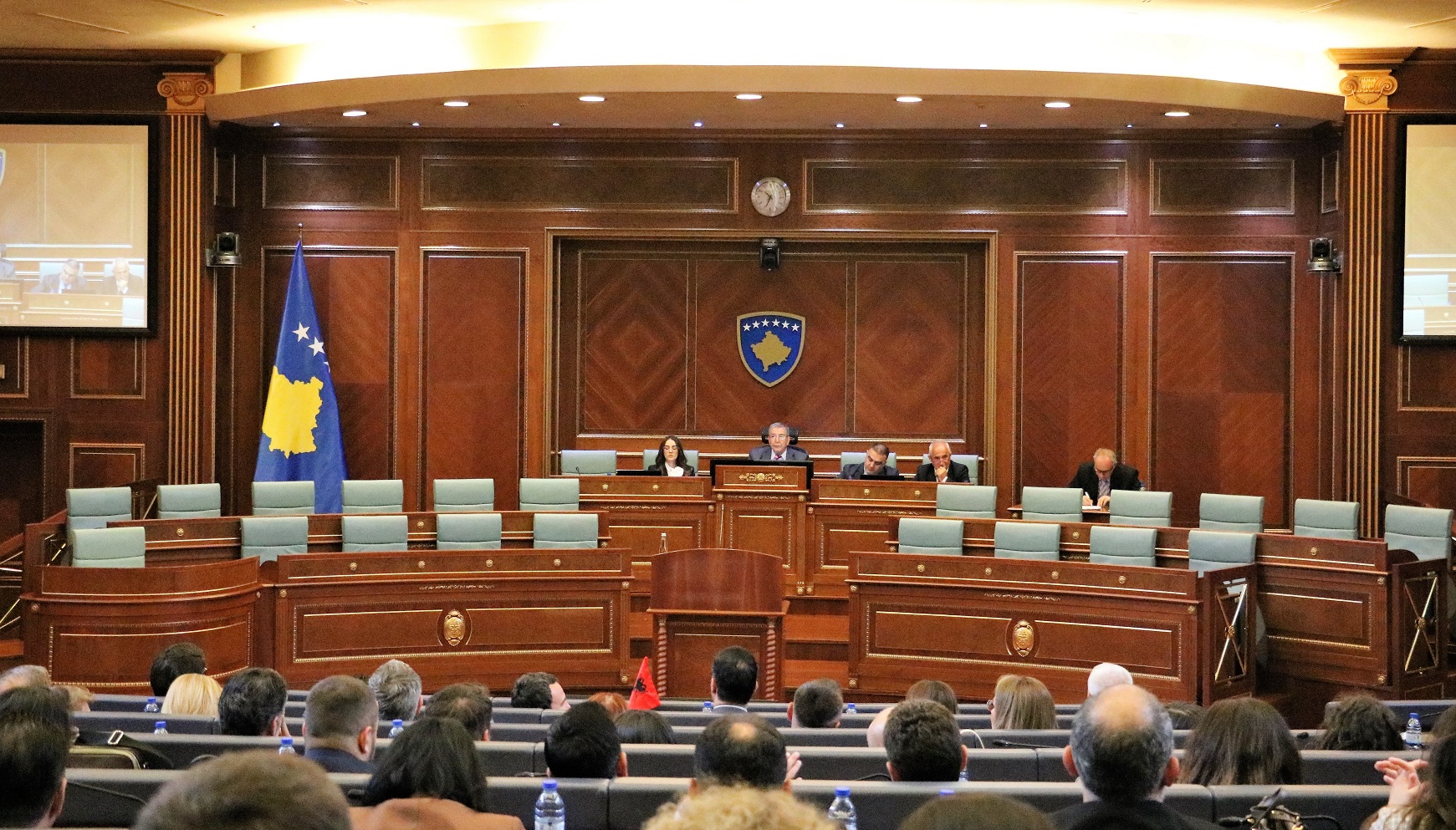 Episodi 13: Sot seanca e radhës në Kuvendin e Kosovës – A do të kalojë ngërçi?