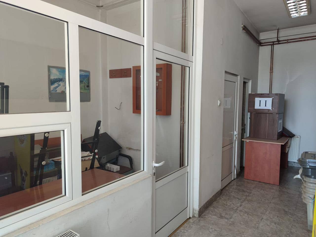 Sveçla njofton se i kanë marrë dy hapësira të shfrytëzuara nga strukturat paralele në Veri
