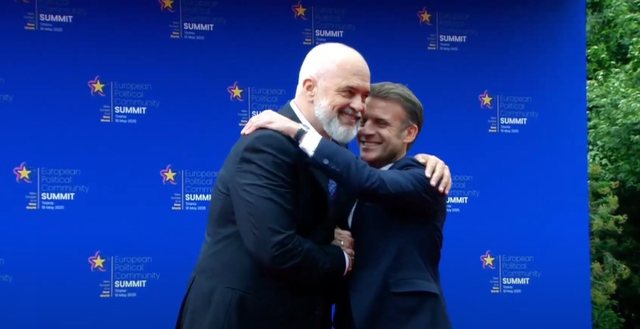 “Starmer solli shi, Macron diell”, Rama batuta me presidentin francez: Të paktën një gjë e bëmë para jush…