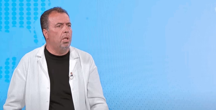 Paralajmërim i takimeve veç e veç të liderëve politik me presidenten, Hoti: Formë e duhur, por skajshmërisht e vonuar