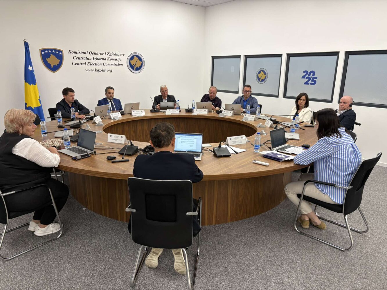 KQZ-ja nuk e regjistroi partinë e re Lidhja Kosovare, nuk iu referua emrit kushtetues Republika e Kosovës