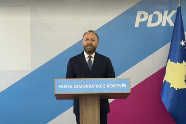 ​PDK kërkon pezullimin e vendimit të ZRRE-së për daljen e bizneseve në tregun e lirë të energjisë elektrike