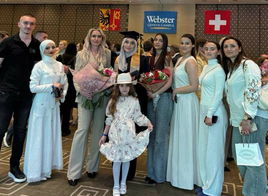 Anjeza Maqani ne Gjenevën nderkombetare diplomon në Universitetin Webster
