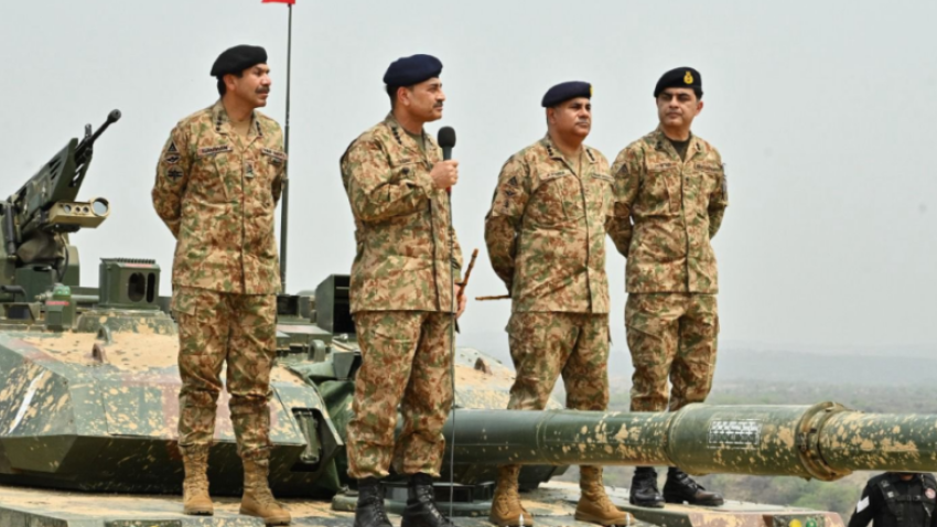 “Do të hakmerremi për secilën pikë gjaku”- Pakistani e kërcënon frikshëm Indinë