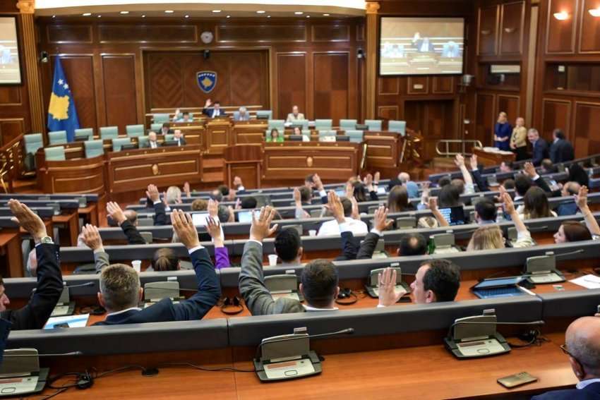 Politika ngec, mundësitë ikin