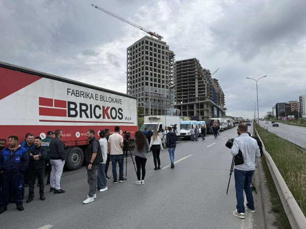 ​Tregu i lirë i energjisë, Ajvazi: Po goditet boshti i ekonomisë së Kosovës