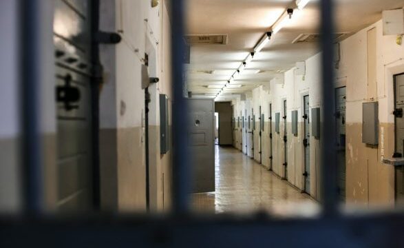 Zvicër: Dënimet me burgim të shkurtër pa pezullim ranë ndjeshëm në vitin 2024
