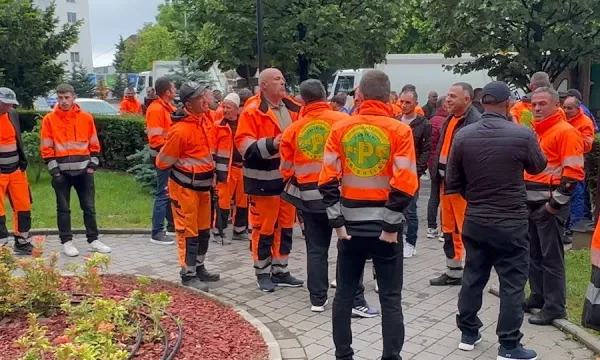 Javë e re me ngërçin mes Komunës dhe “Pastrimit” – Flasin të dyja palët, a ka shans për marrëveshje?