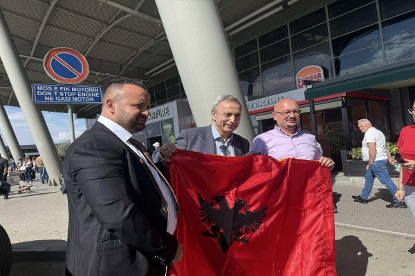 ​Stërnipi i Skënderbeut vjen në Kosovë për kremtimin e datëlindjes së kryeheroit shqiptar
