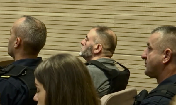 “Ka sjellë sa ka mujt”- Dëshmitarët rrëfejnë maltretimet gjatë luftës nga i akuzuari Shaqir Lutvija