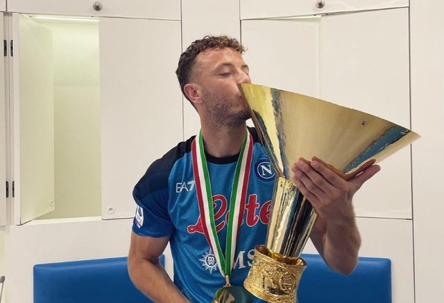 Amir Rrahmani u shpall mbrojtësi më i mirë në Serie A, i katërti në botë