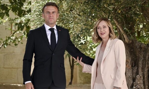 Mosmarrëveshjet për Ukrainën: Macron do “të pajtohet” me Melonin, e viziton në Romë