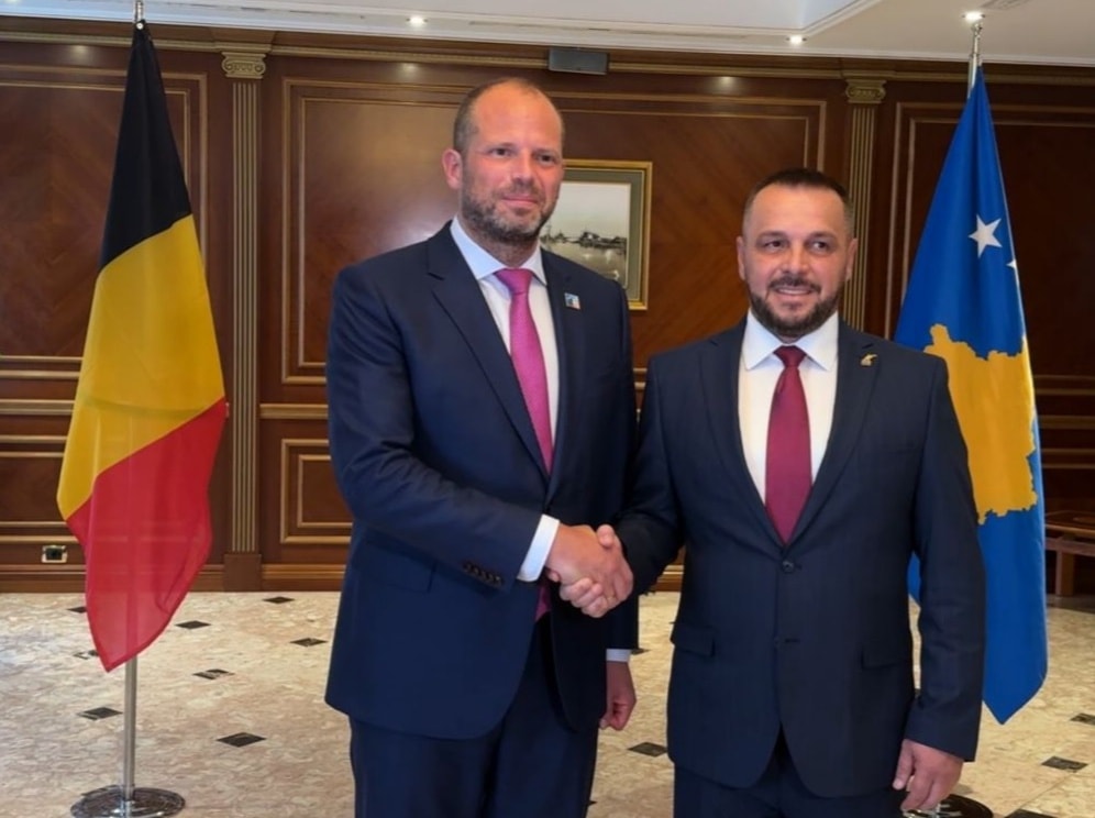  Belgjika njeh zyrtarisht atasheun e mbrojtjes së Kosovës në Bruksel