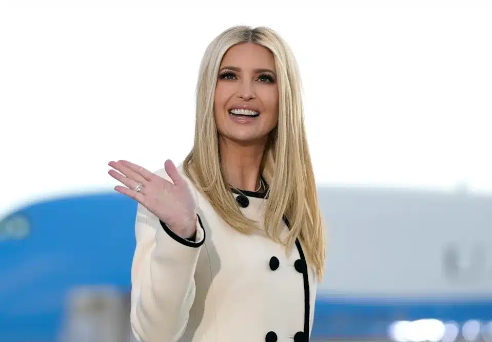 Vajza e Trump publikon fotografi nga jugu i Shqipërisë