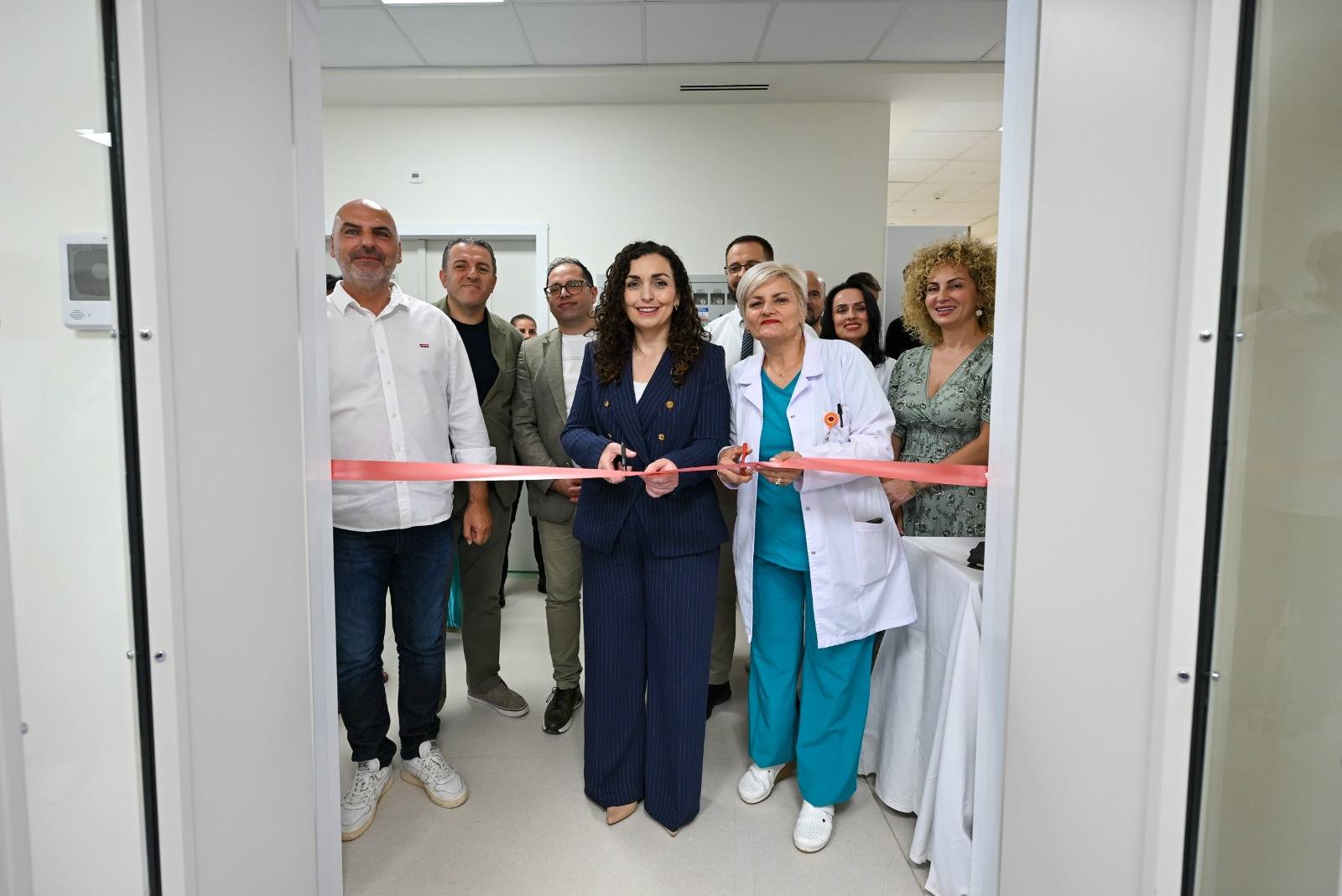 Inaugurohet laboratori i ri në spitalin e fëmijëve “Sheikha Fatima”