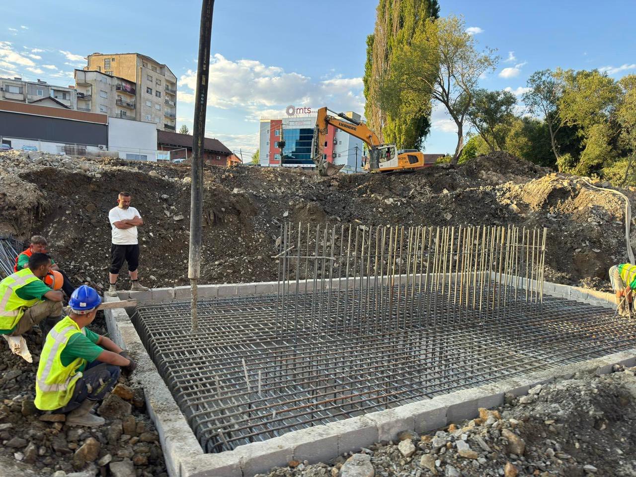 Durmishi për urat në veri: Në shtator do të kalojmë me vetura, e këmb në trotuare