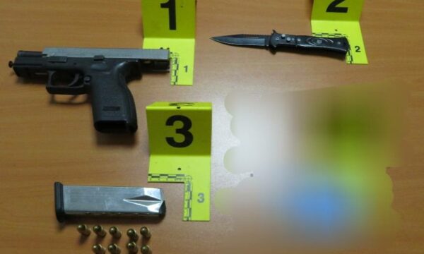 Policia konfiskon dy armë në rajonin e Mitrovicës