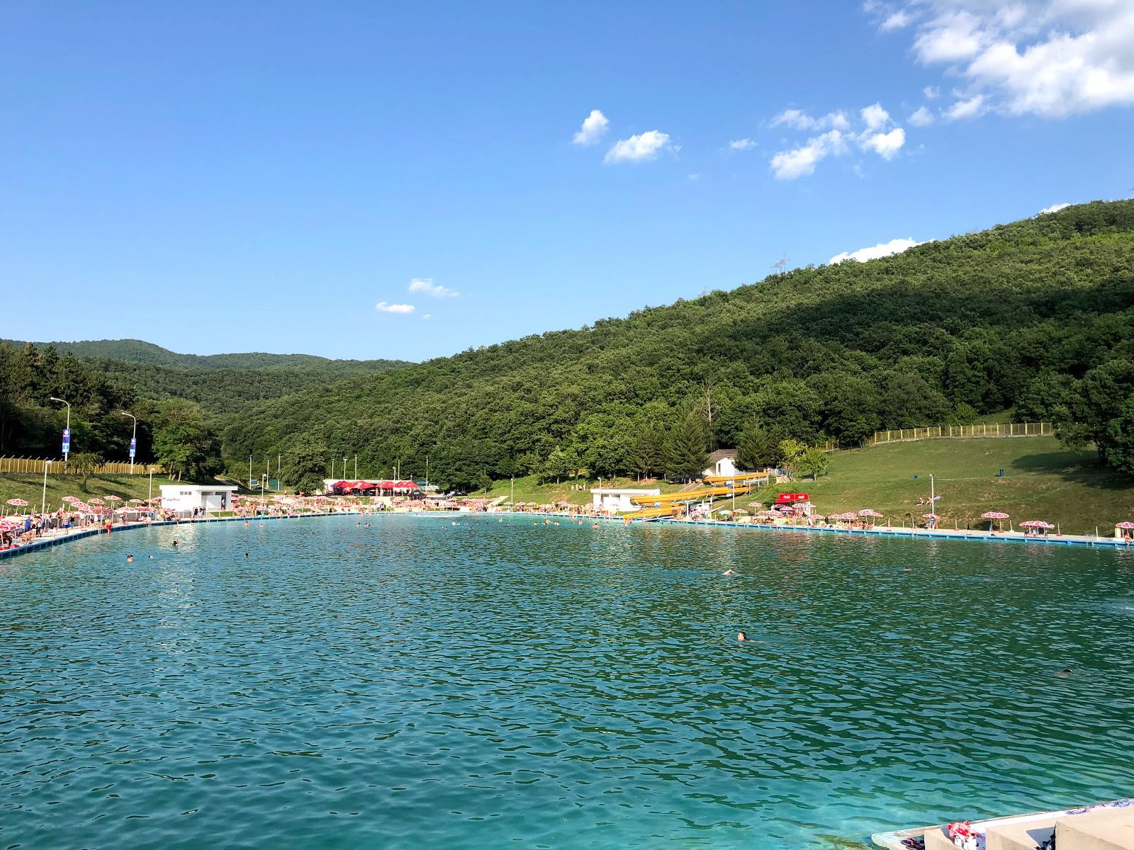 IKSHKP: Uji në Pishinën e Gërmisë brenda standardeve të parapara