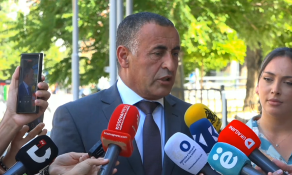 Brahimaj: Kurti ka interes ta mbajë këtë gjendje për të kapur çdo nivel të institucioneve