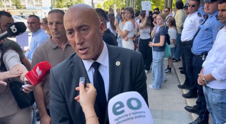 Haradinaj: Kurti le të lëshojë rrugë nëse s’e ka shumicën