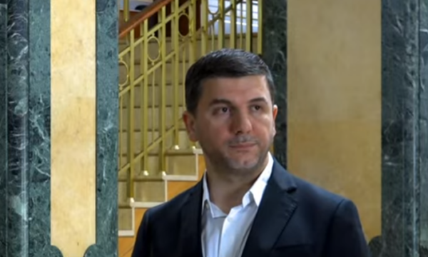 A do t’ia japin votën Fatmir Limajt për kryeparlamentar, kjo është përgjigjja e Memli Krasniqit