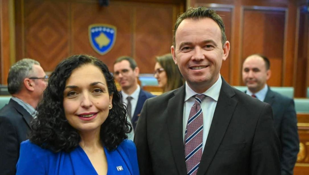 Takimet me liderët e partive politike, Osmani sot pret Pecin e “Guxo”