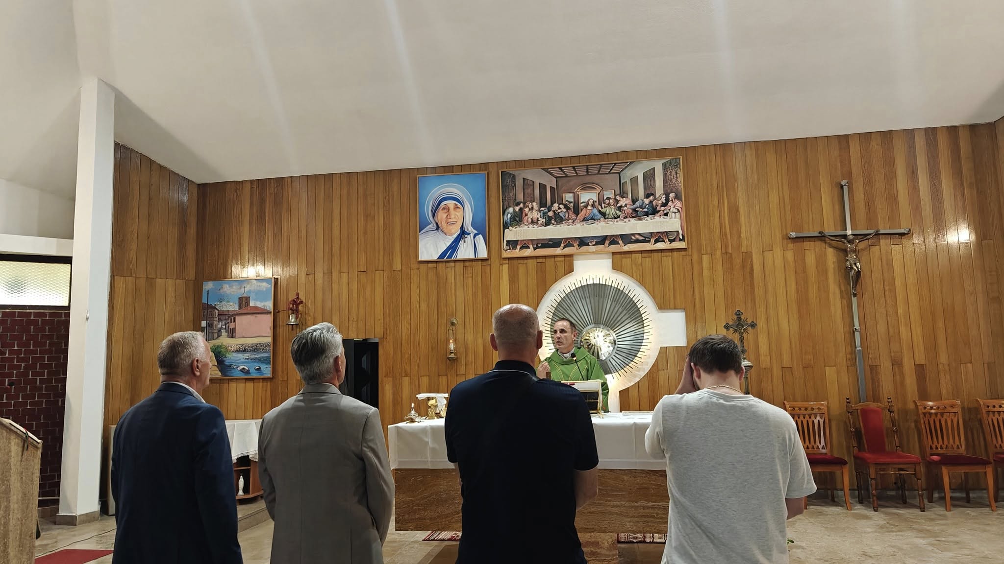 Mbi 100 persona nga Bajgora e Mitrovicës janë kthyer në besimin e të parëve