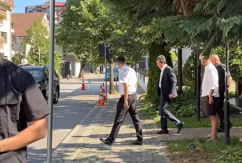 Raportohet se takimi Kurti-Limaj ka përfunduar pa rezultat