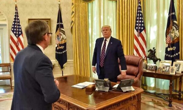 Bajrami publikon foton e Hotit me Trump, pasi Osmani e quajti ish-kryeministrin ‘irrelevant’