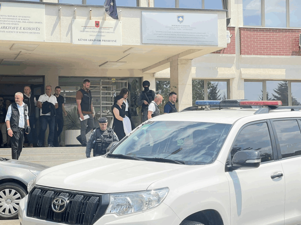 Dosja e të arrestuarve në Agjencinë Kadastrale dhe Agjencinë e Arkivave, dëmi rreth 15 milionë euro
