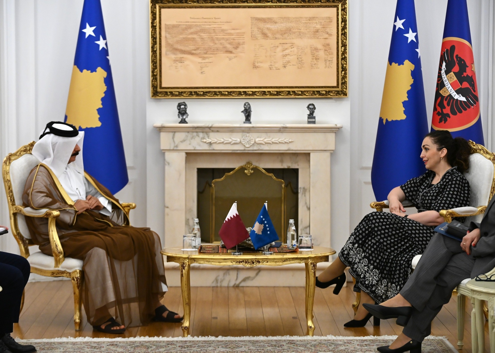 Osmani falenderon Katarin për sigurimin e protezave për invalidët e luftës