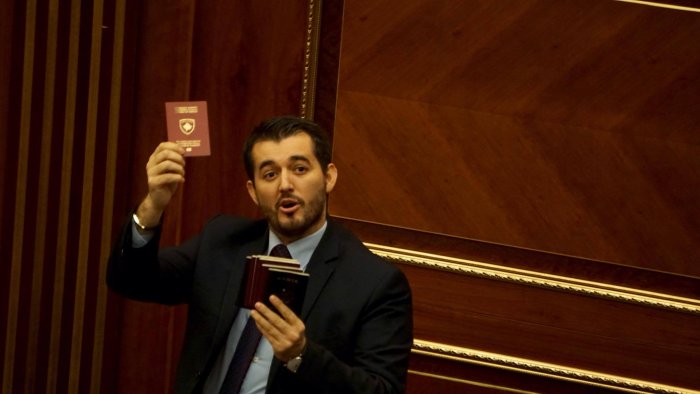 Labi: Do t’i hyj përsëri politikës