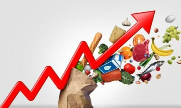 Në kulmin e prodhimit bujqësor, rriten çmimet e ushqimeve në Shqipëri