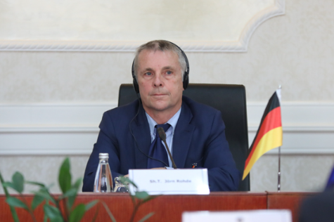 Rohde: Masat ndaj Kosovës nuk po hiqen sepse disa vende të BE-së janë ende skeptikë