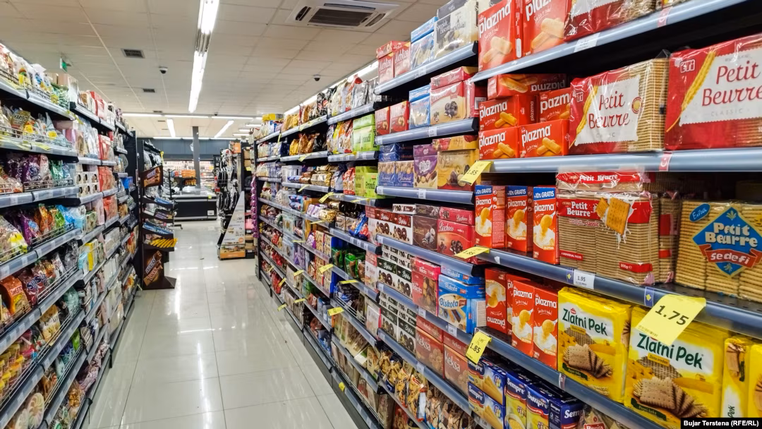 ​Qytetarët kundër blerjes së produkteve serbe, kërkojnë mbështetje për prodhuesit vendor