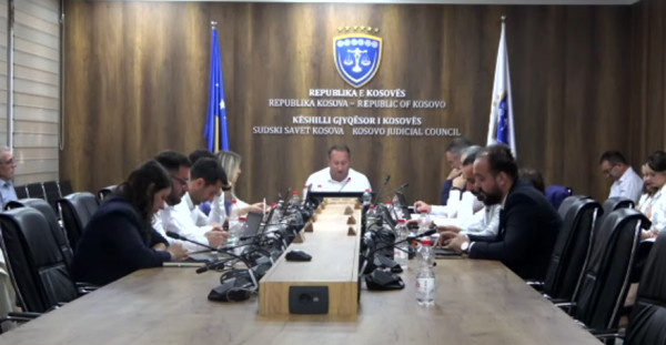 ​Totaj: Lëndët nga kontrata kolektive kanë ngulfatur Apelin, prandaj ka rënie të efikasitetit
