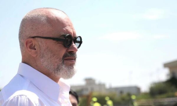 Sezon jo i mirë? Rama paralajmëron masa radikale për verën e vitit të ardhshëm